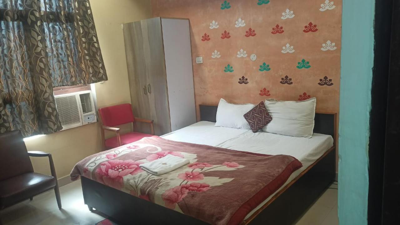 Hotel Shyam Utsav Mirzapur Exterior photo